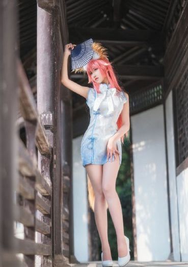 《妻子秘密按摩》在线播放