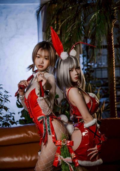 丝袜老师扒开双腿让我爽视频