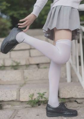 女保险销售员5
