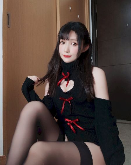 片名叫《官狱女囚》